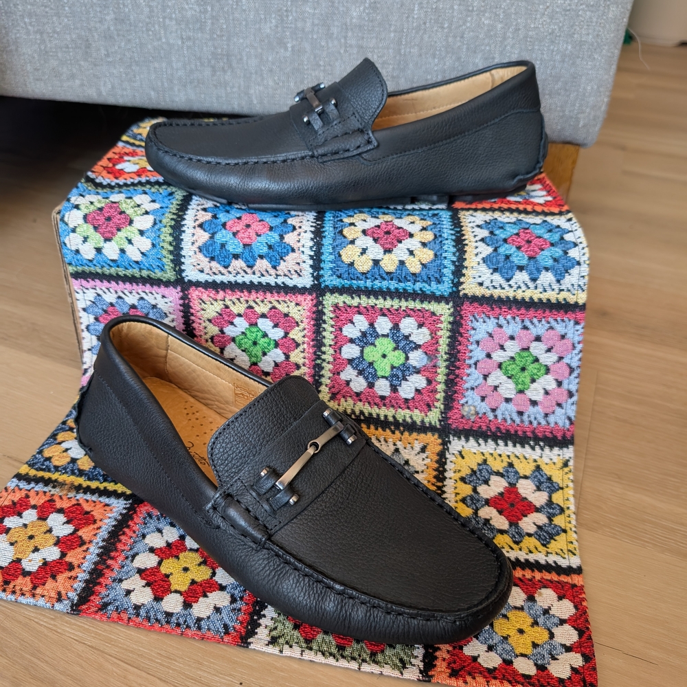 Like New Massimo Mateo "Driver" Black Slip-On Leather Loafers w/ Metal Bit